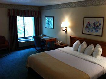Oak Hill Holiday Lodge Hotel מראה חיצוני תמונה
